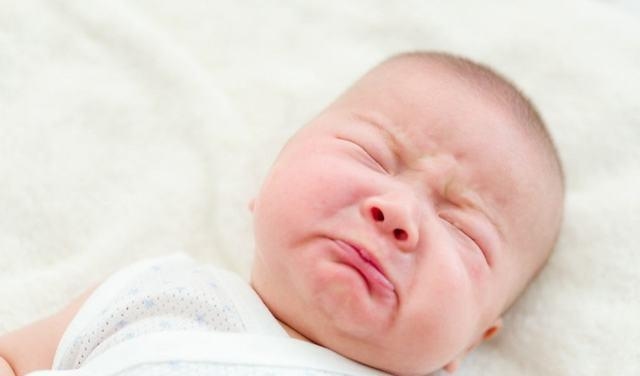 Trẻ sơ sinh không đi ngoài 2 ngày