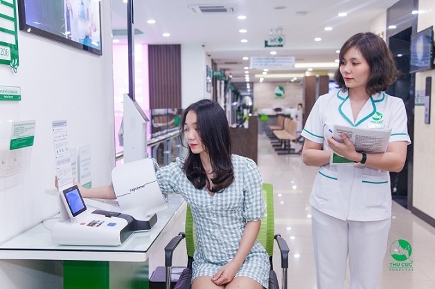 Những chị em mắc vô sinh hiếm muộn từ lâu nhưng không rõ nguyên nhân nên bơm tinh trùng