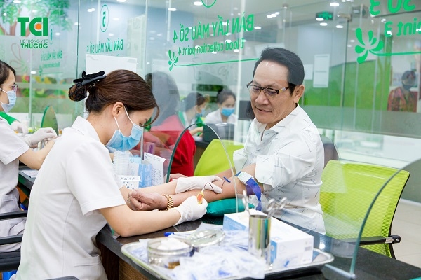 thăm khám sức khỏe cần giấy tờ gì