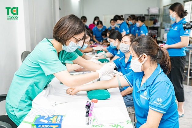 Khám sức khỏe đoàn
