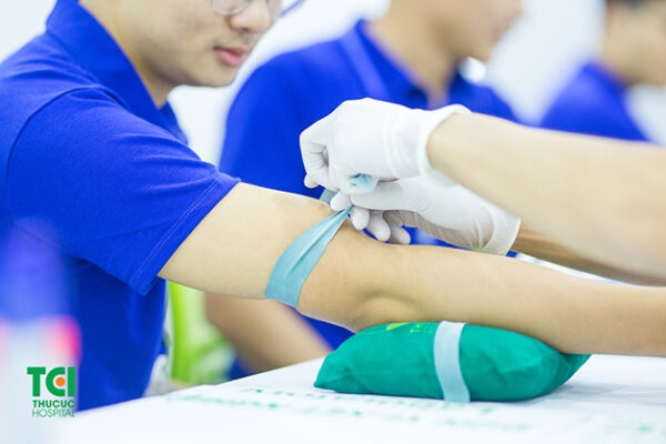 Trách nhiệm của doanh nghiệp khi khám sức khỏe cho công ty