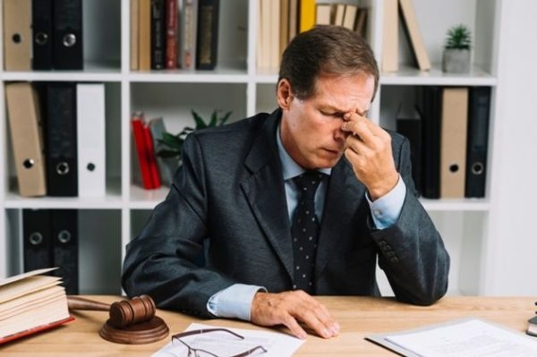 Người làm việc có tính chất quan trọng không nên dùng thuốc an thần, thuốc ngủ.