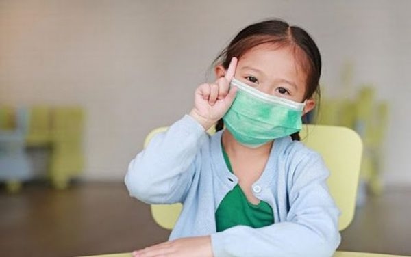 trẻ em bị viêm họng