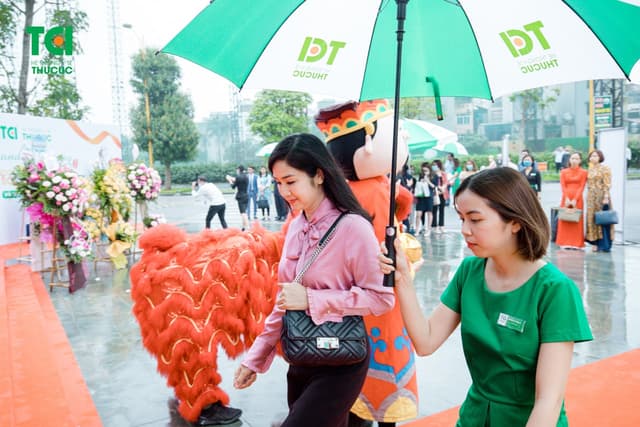 NSND Thu Hà trải nghiệm khám sức khỏe tại Thu Cúc TCI