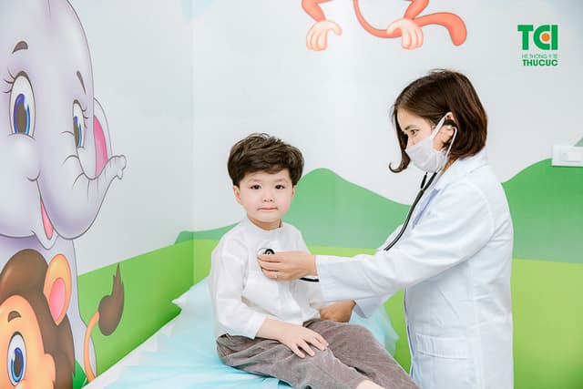 Khám sức khỏe định kỳ cho trẻ tại Hệ thống Y tế Thu Cúc TCI