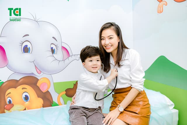 Khám sức khỏe định kỳ cho trẻ tại Hệ thống Y tế Thu Cúc TCI