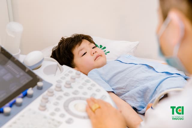 Khám sức khỏe định kỳ cho trẻ tại Hệ thống Y tế Thu Cúc TCI