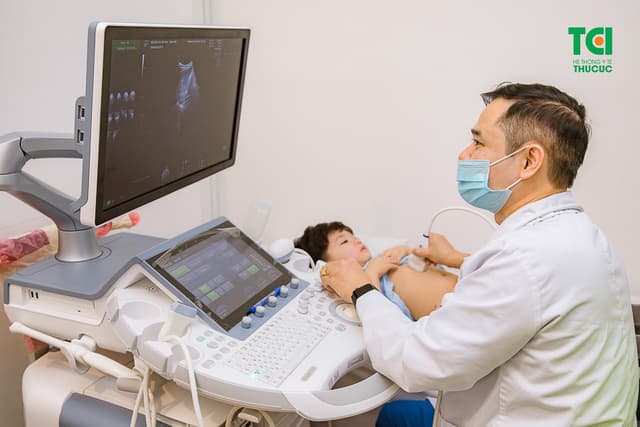 Khám sức khỏe định kỳ cho trẻ tại Hệ thống Y tế Thu Cúc TCI