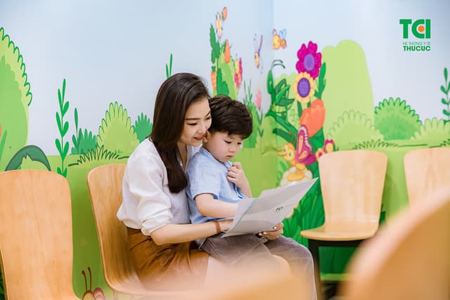 Khám sức khỏe định kỳ cho trẻ tại Hệ thống Y tế Thu Cúc TCI