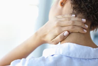 Đau nửa đầu sau gáy bên trái là bệnh gì? Cách điều trị