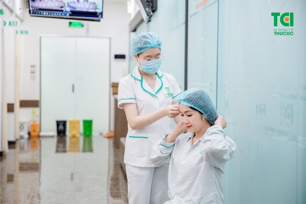 Tại Hệ thống Y tế Thu Cúc TCI chúng tôi sở hữu một đội ngũ y bác sĩ chuyên khoa cực giỏi chuyên môn, có bề dày kinh nghiệm hơn 30 năm kinh nghiệm làm việc và nghiên cứu tại các bệnh viện công lớn