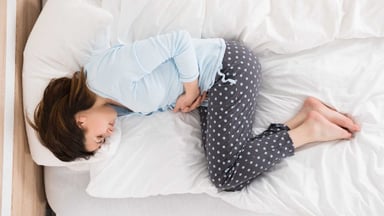 Triệu chứng u nang buồng trứng xoắn là gì chị em đã biết chưa?