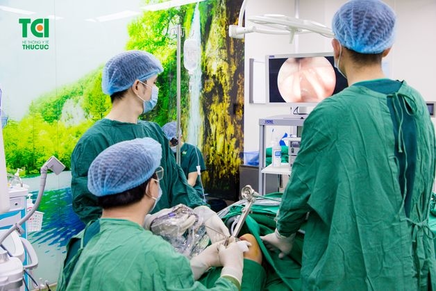 điều trị polyp mũi