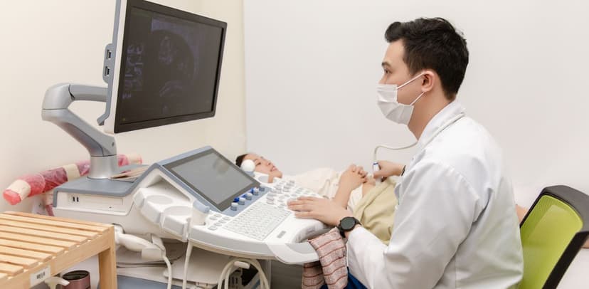 Siêu âm có dịch trong tử cung nguy hiểm như thế nào?