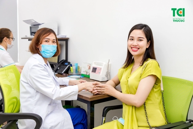 Chị em không cần quá lo lắng vấn đề bóc nang tuyến Bartholin có ảnh hưởng gì không, bởi nếu được thực hiện ở cơ sở chất lượng, đội ngũ bác sĩ giỏi thì tỷ lệ biến chứng xảy ra là vô cùng thấp