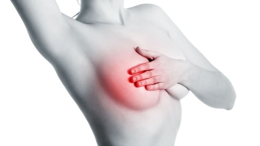 U xơ tuyến vú có nên mổ không? Có nguy hiểm không?