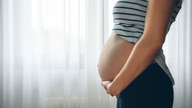 Viêm lộ tuyến cổ tử cung khi mang thai nguy hiểm thế nào?