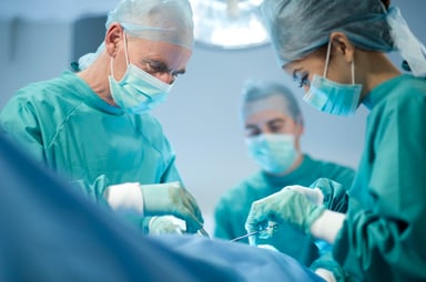 Cảnh giác trước 4 triệu chứng ung thư lưỡi giai đoạn đầu