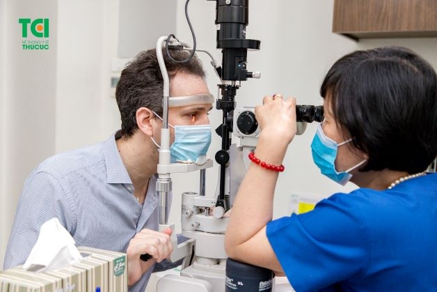 Gói khám mắt định kỳ cho bệnh nhân tiểu đường, huyết áp là một trong những biện pháp phòng tránh những biến chứng nguy hiểm của bệnh lý tiểu đường thai kỳ, cao huyết áp đến thị lực.