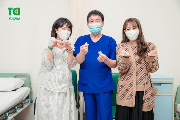 Thai sản trọn gói của Thu Cúc TCI chiếm trọn lòng tin của HotFace Lê Chi (Chuột Thổ Cẩm - em gái MC Diệp Chi))