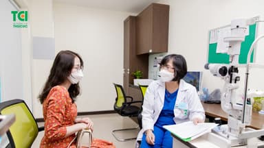 Bệnh hắc võng mạc trung tâm thanh dịch có nguy hiểm hay không?