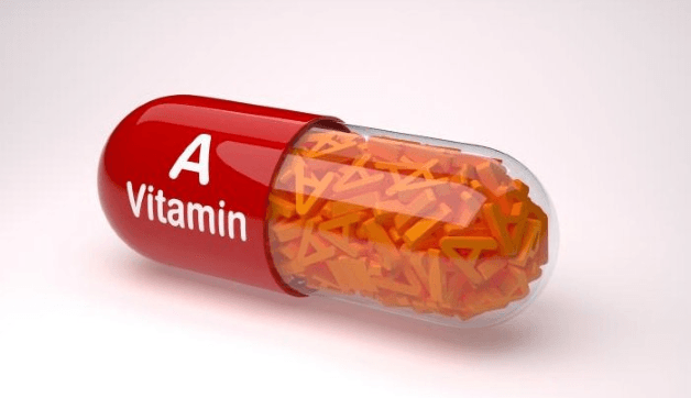 Thường xuyên tạo thói quen cho trẻ uống vitamin để bảo vệ sức khỏe đôi mắt
