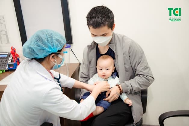 khám tổng quát trẻ sơ sinh