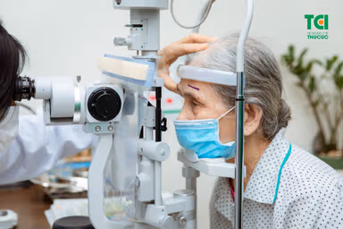 Đục thủy tinh thể và mộng mắt dày: Mổ Phaco có khả thi?