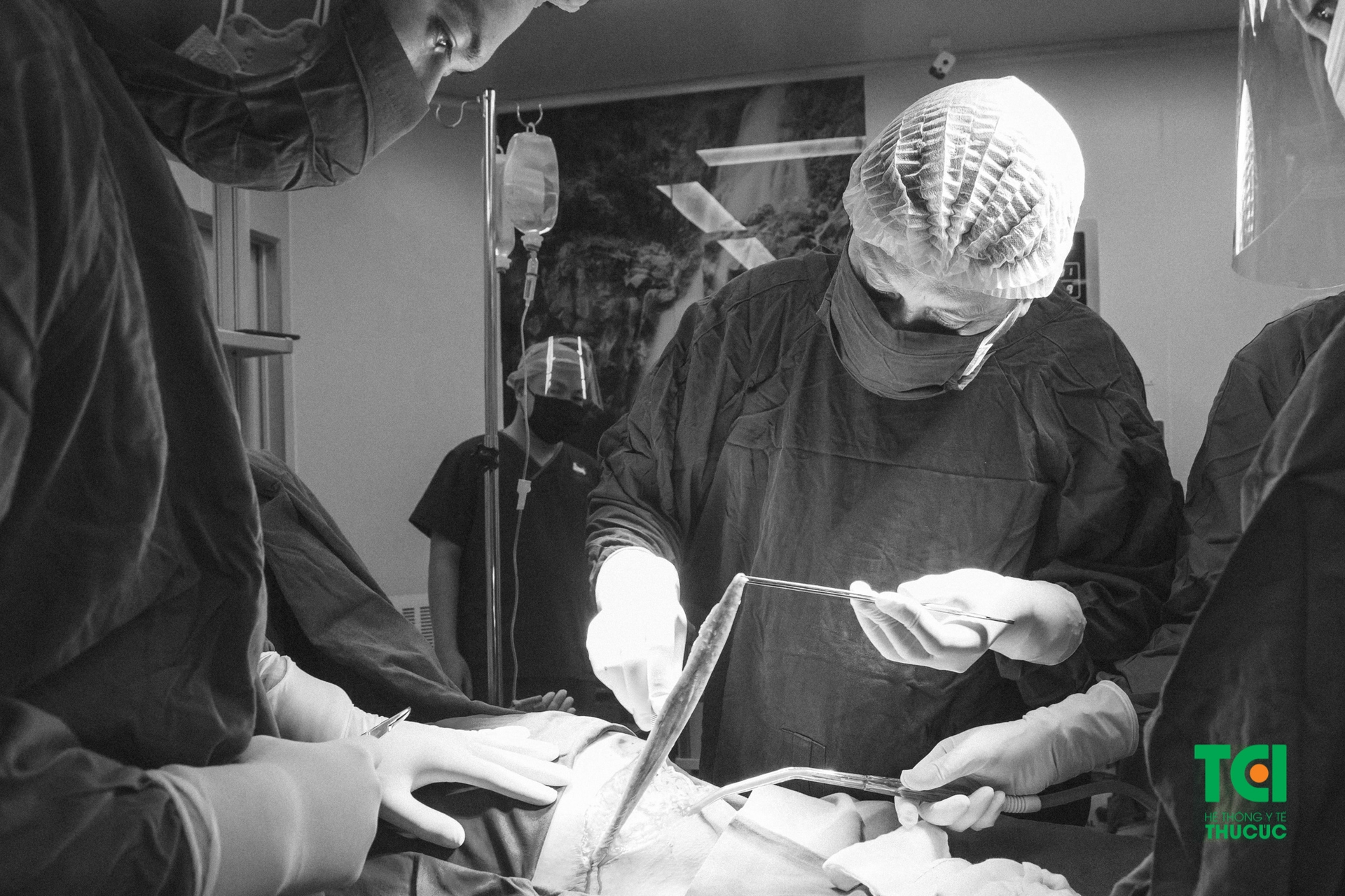 strongMổ đẻ có nguy hiểm không?/strong Mổ đẻ tại những cơ sở y tế không đảm bảo sẽ gây ra nhiều ảnh hưởng khó lường