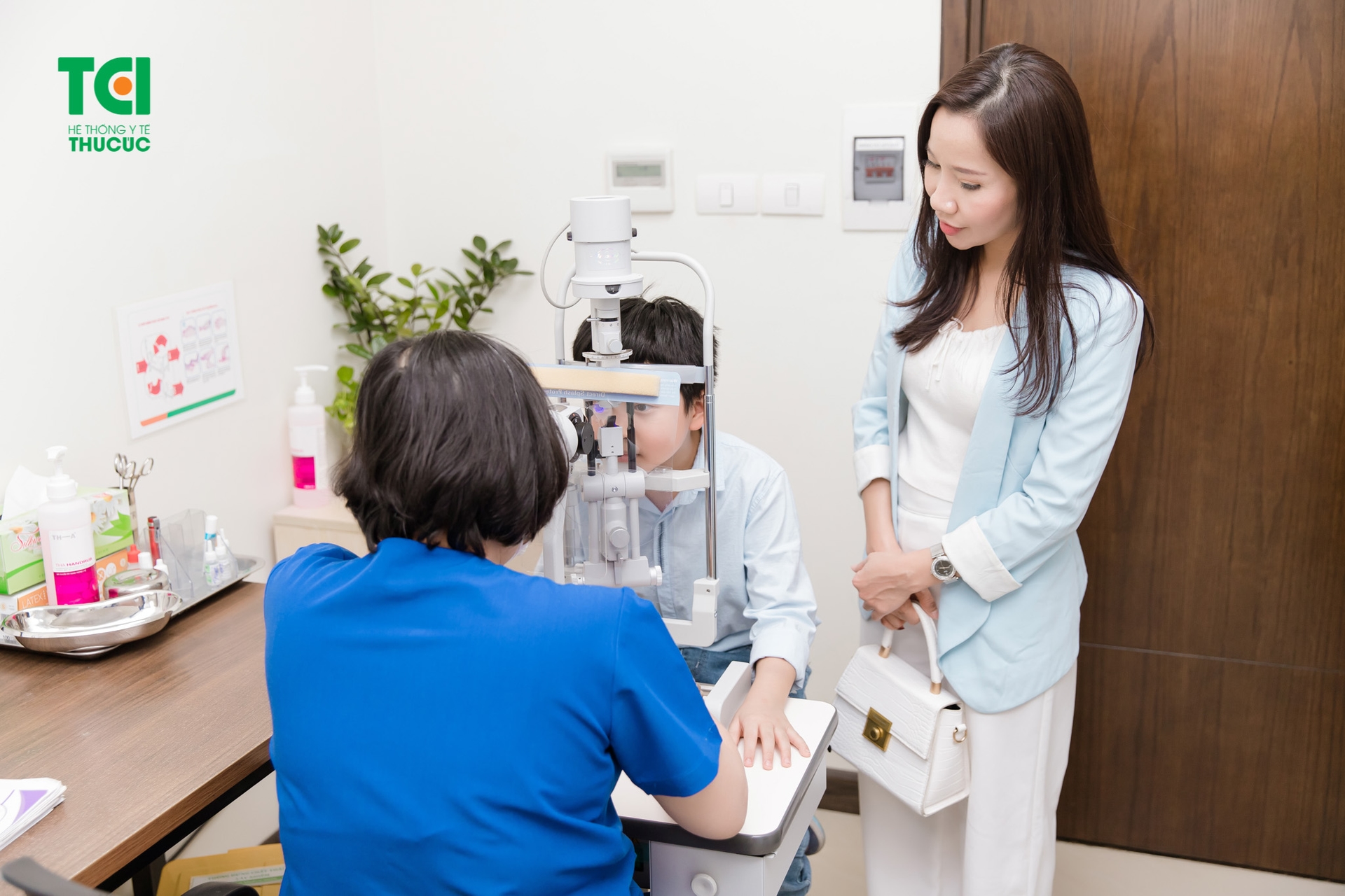 chọn kính mắt tốt