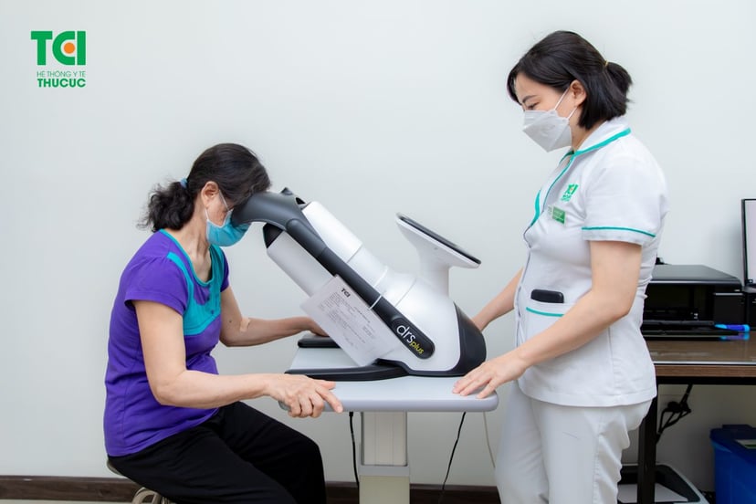 Giải đáp: Xuất huyết dịch kính có chữa được không?