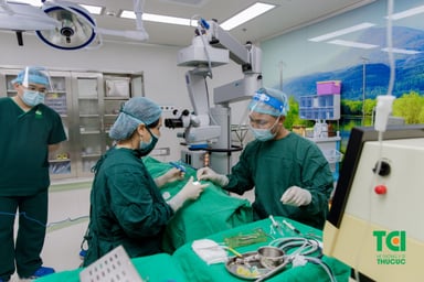 Những lưu ý khi điều trị bệnh viêm loét giác mạc