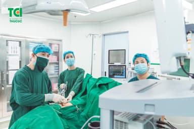 Lý giải: Mổ sỏi bàng quang có nguy hiểm không?