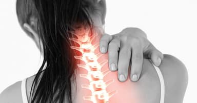 Vấn đề liên quan đến đau vai gáy thoái hóa đốt sống cổ