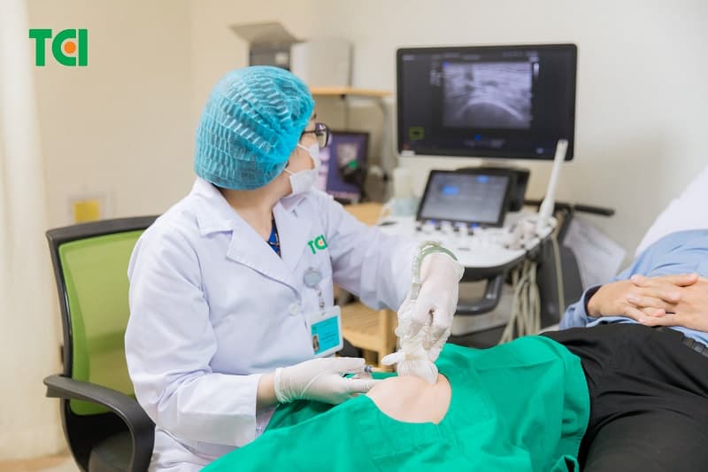 Bệnh viêm khớp gối cần được đến cơ sở y tế uy tín để được chuyên gia lên phác đồ điều trị hiệu quả