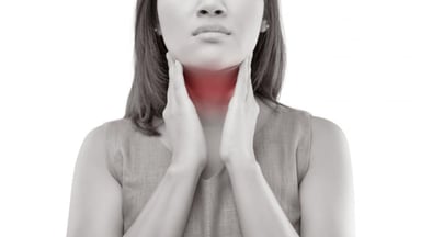 Cảnh báo những dấu hiệu ung thư vòm họng sớm