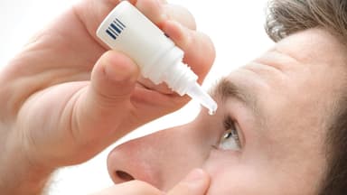 Mách bạn những cách trị mắt đỏ ngứa an toàn và hiệu quả