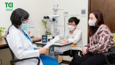 Biểu hiện của trẻ bị lác mắt cha mẹ nào cũng nên biết