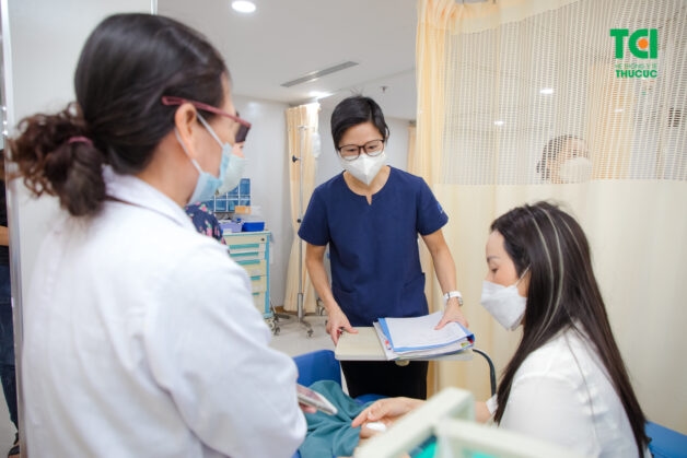 Tất cả thông tin về ung thư buồng trứng giai đoạn 2