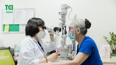 Kính lão thị và 4 điều cần lưu ý khi lựa chọn