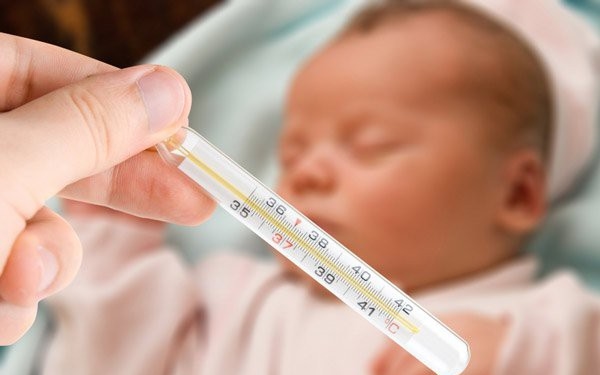 Trẻ nhỏ là đối tượng dễ mắc bệnh viêm màng não mủ