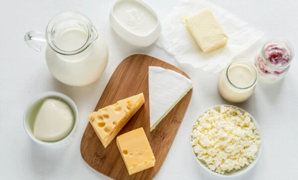 Trào ngược dạ dày có nên uống sữa