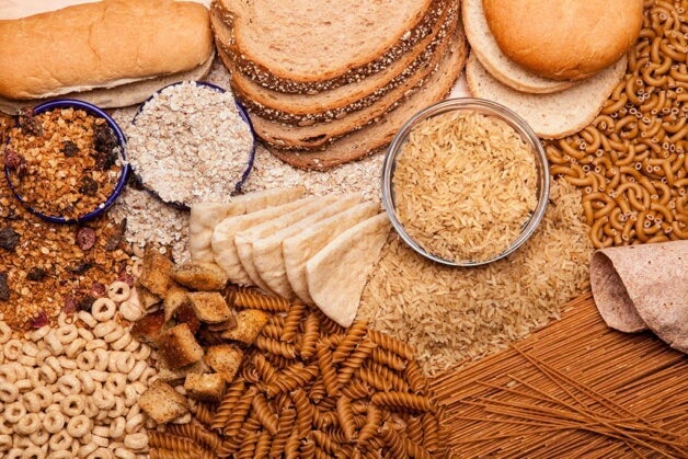 Bệnh viêm cột sống dính khớp kiêng ăn gì? Thực phẩm nhiều tinh bột cũng là thực phẩm người bệnh nên hạn chế để tránh tình trạng viêm trở nặng