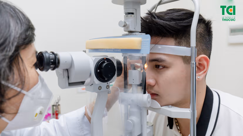 Giải đáp 3 thông tin bạn nên biết về viễn loạn nhược thị