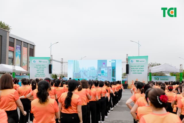 Ảnh Sự kiện Đồng diễn dân vũ – Phụ nữ Việt Nam giàu sức sống