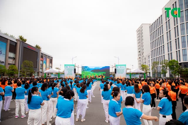 Ảnh Sự kiện Đồng diễn dân vũ – Phụ nữ Việt Nam giàu sức sống