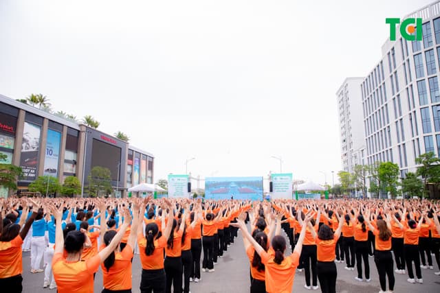 Ảnh Sự kiện Đồng diễn dân vũ – Phụ nữ Việt Nam giàu sức sống