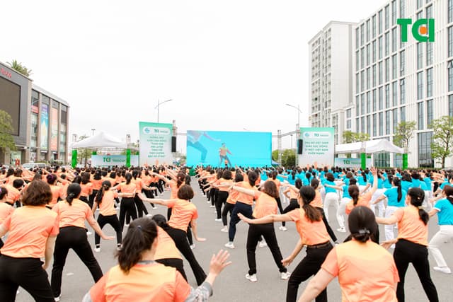 Ảnh Sự kiện Đồng diễn dân vũ – Phụ nữ Việt Nam giàu sức sống