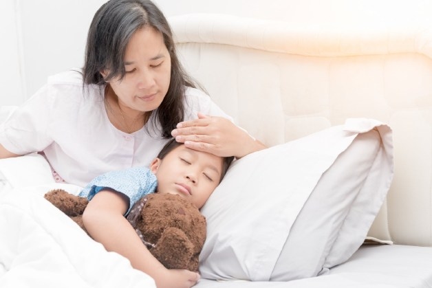 theo dõi sau tiêm chủng