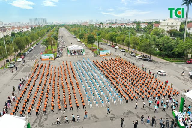 Ảnh Sự kiện Đồng diễn dân vũ – Phụ nữ Việt Nam giàu sức sống